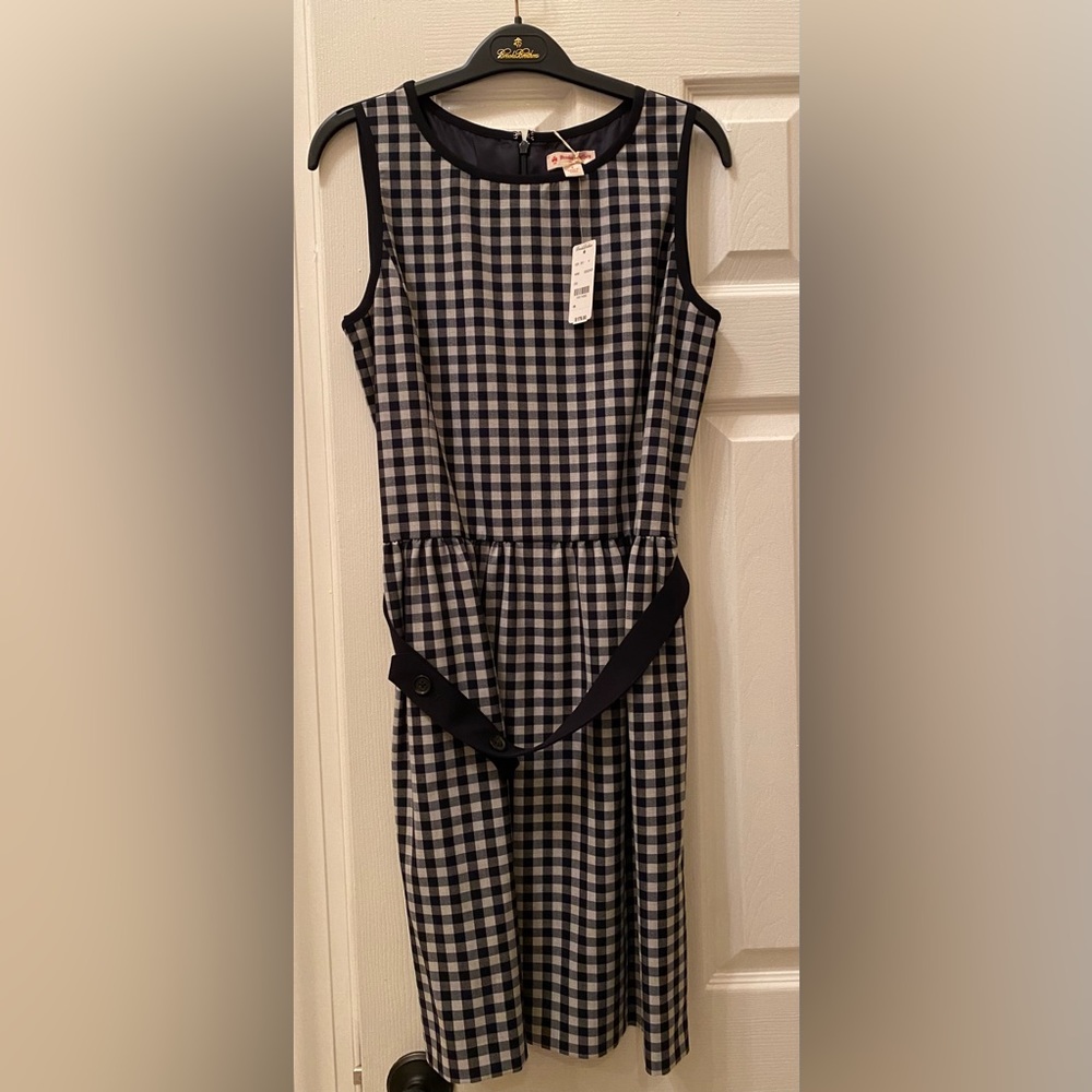 NWT Brooks Brothers size 8 sleeveless blue and grey gingham dress.